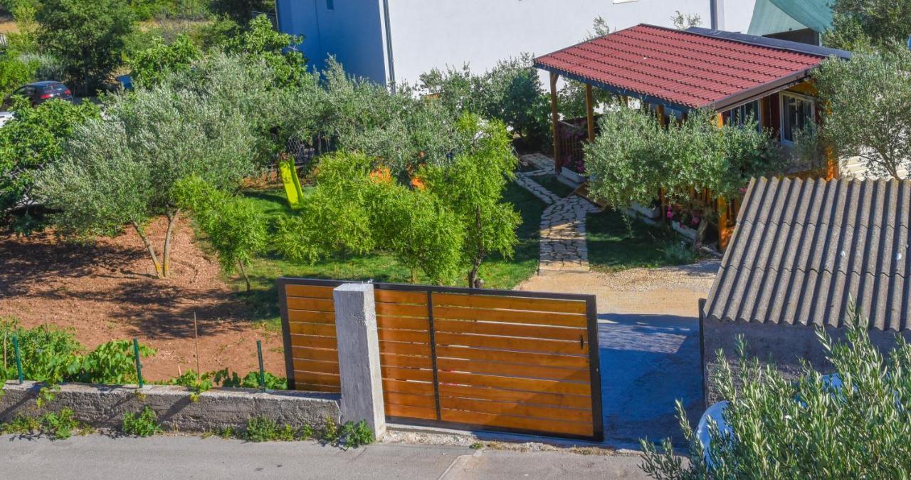 House Matea Vila Bilice Exterior foto